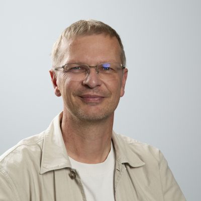 Ein Portraitfoto unseres Oberstufenkoordinators Enno Papenhagen.