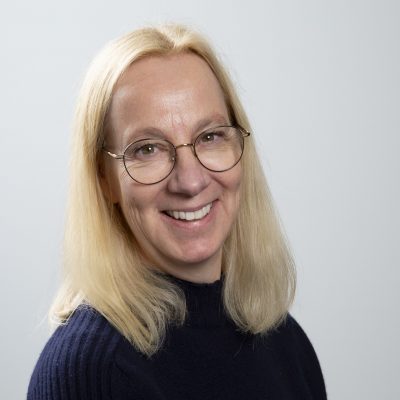 Ein Portraitfoto unserer Mittelstufenkoordinatorin Karin Brehler