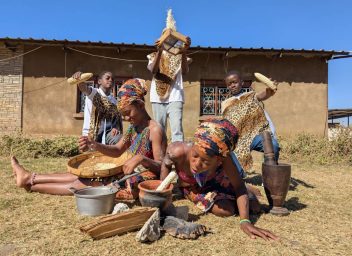 Twikatane Kids aus Sambia zu Besuch am EKG
